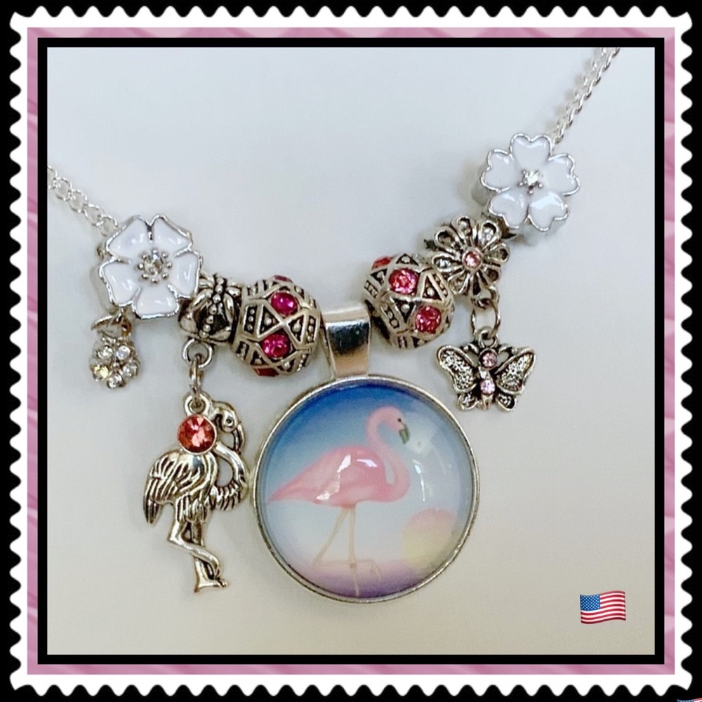 🆕✅ CABOCHON CHAIN NECKLACE W/CHANGEABLE CHARMS